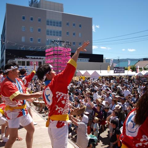 2018.7.29 潮太鼓打演～餅まき